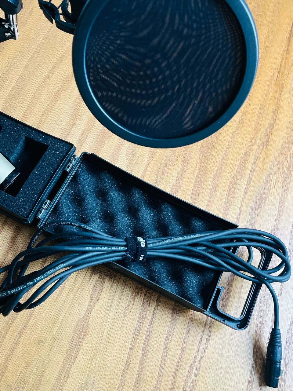 KIT Home Studio: Behringer C-1 + Braço + Pop Filter + Cabo Profissional - Foto 2