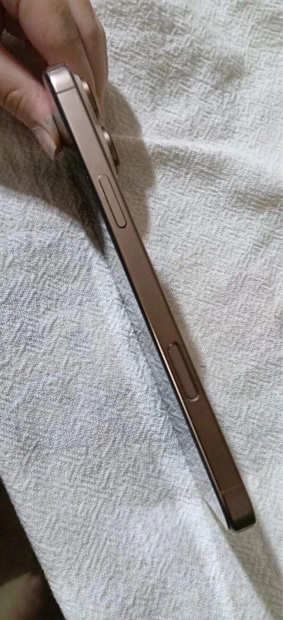 iPhone 16 Pro Max  - Foto 4