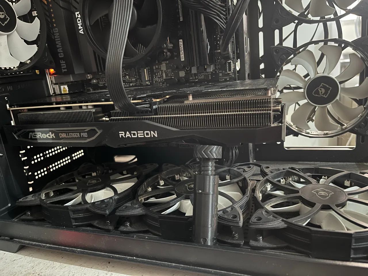 PLACA DE VÍDEO ASROCK OC PRO CHALENGER 8GB - Foto 3