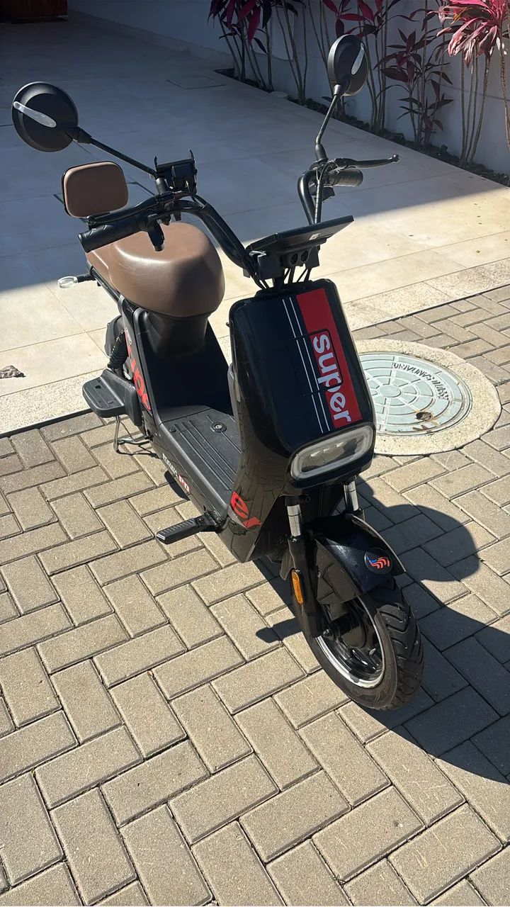 Moto/ bicicleta elétrica SUPER. Novíssima  - Foto 5