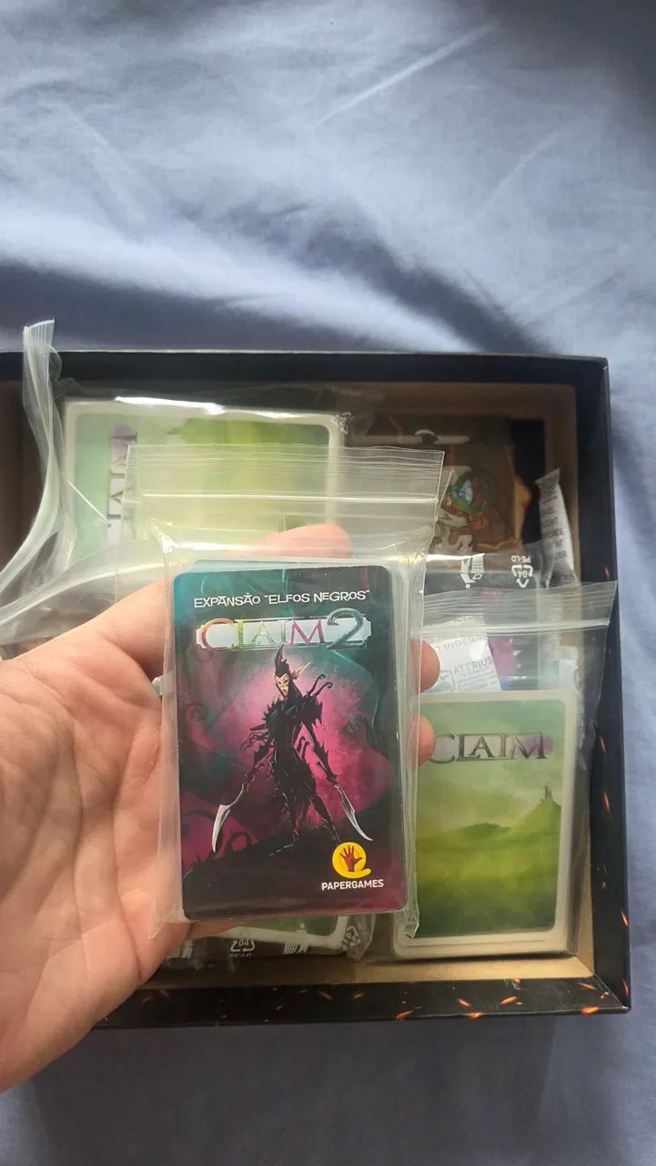 Claim (Edição Limitada) + 2 Expansões  - Foto 3