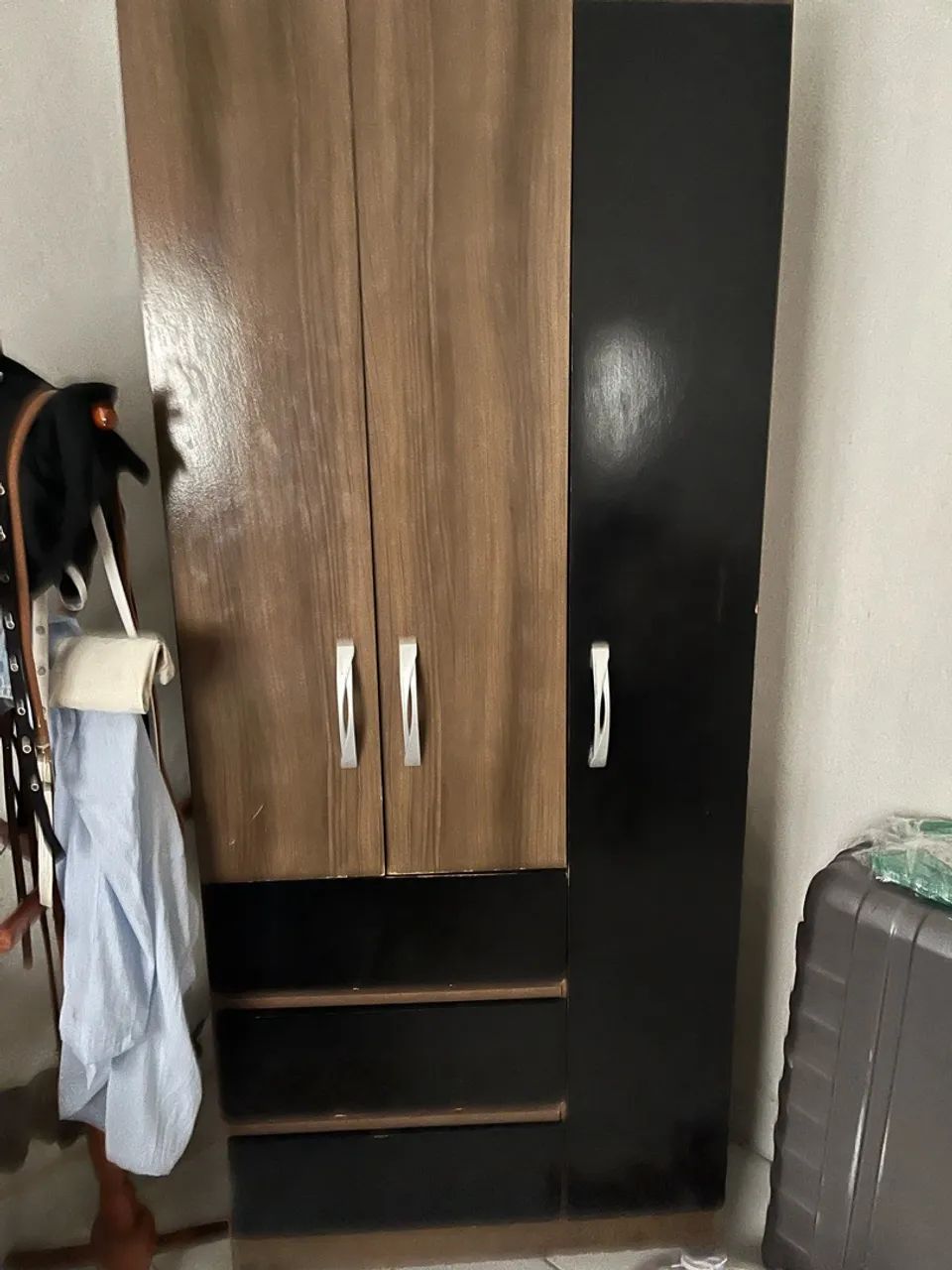 VENDO GUARDA ROUPA