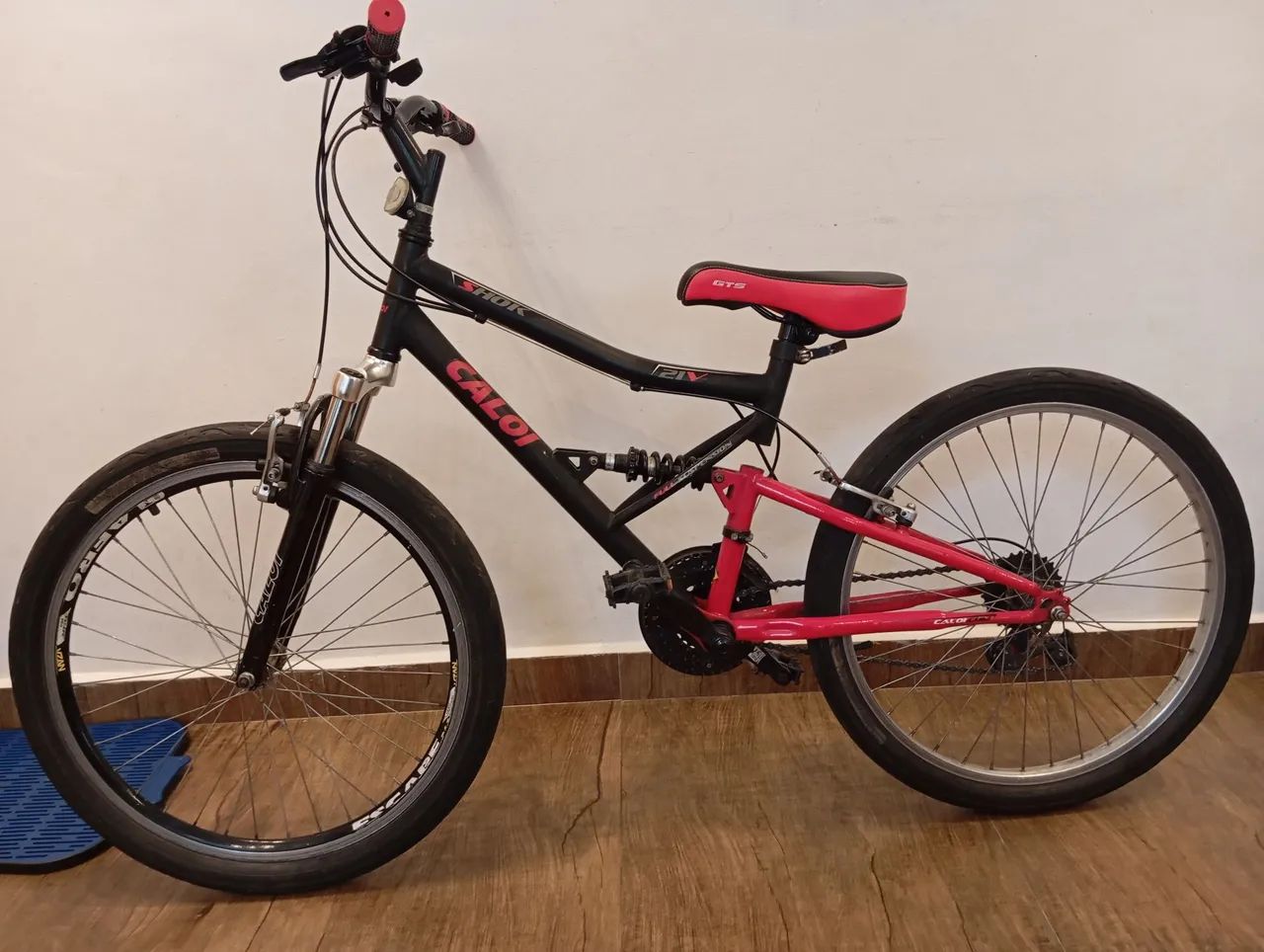 Bicicleta Caloi Show aro 24
