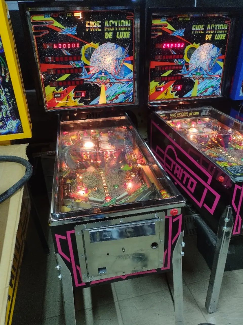 FLIPPER OU PINBALL DA TAITO MOD FIRE ACTION DE LUXE