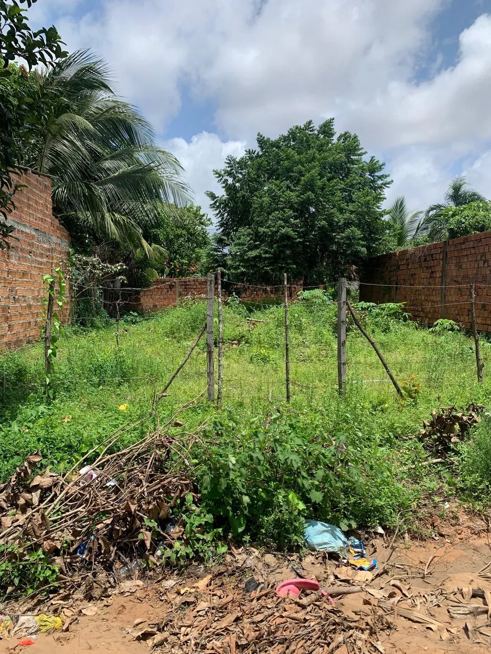VENDA - TERRENO DE 10 x 15 