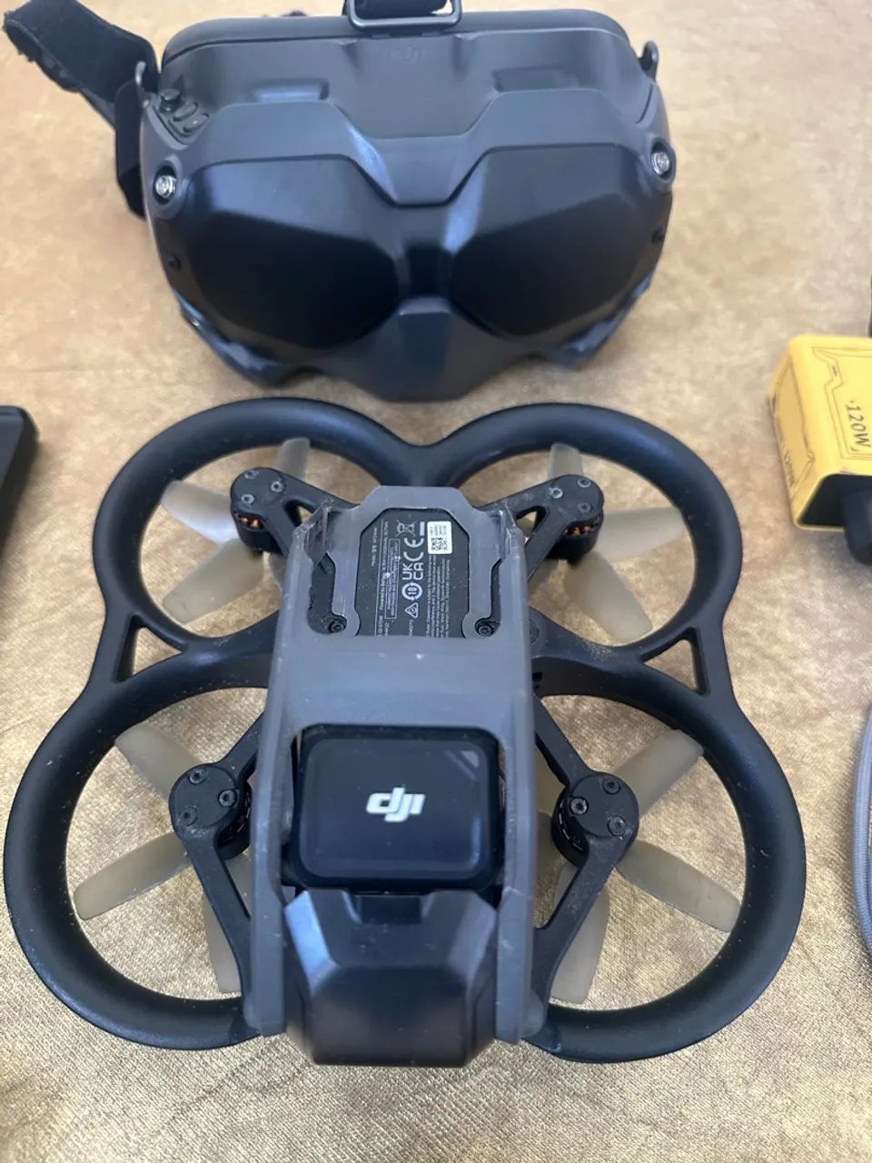 Drone AVATA c controle Motion 2 FPV