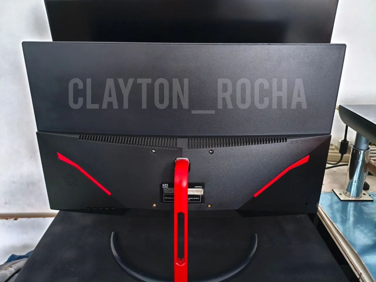 Monitor 25" curvo 144hz com som - ideal para jogos - Foto 2