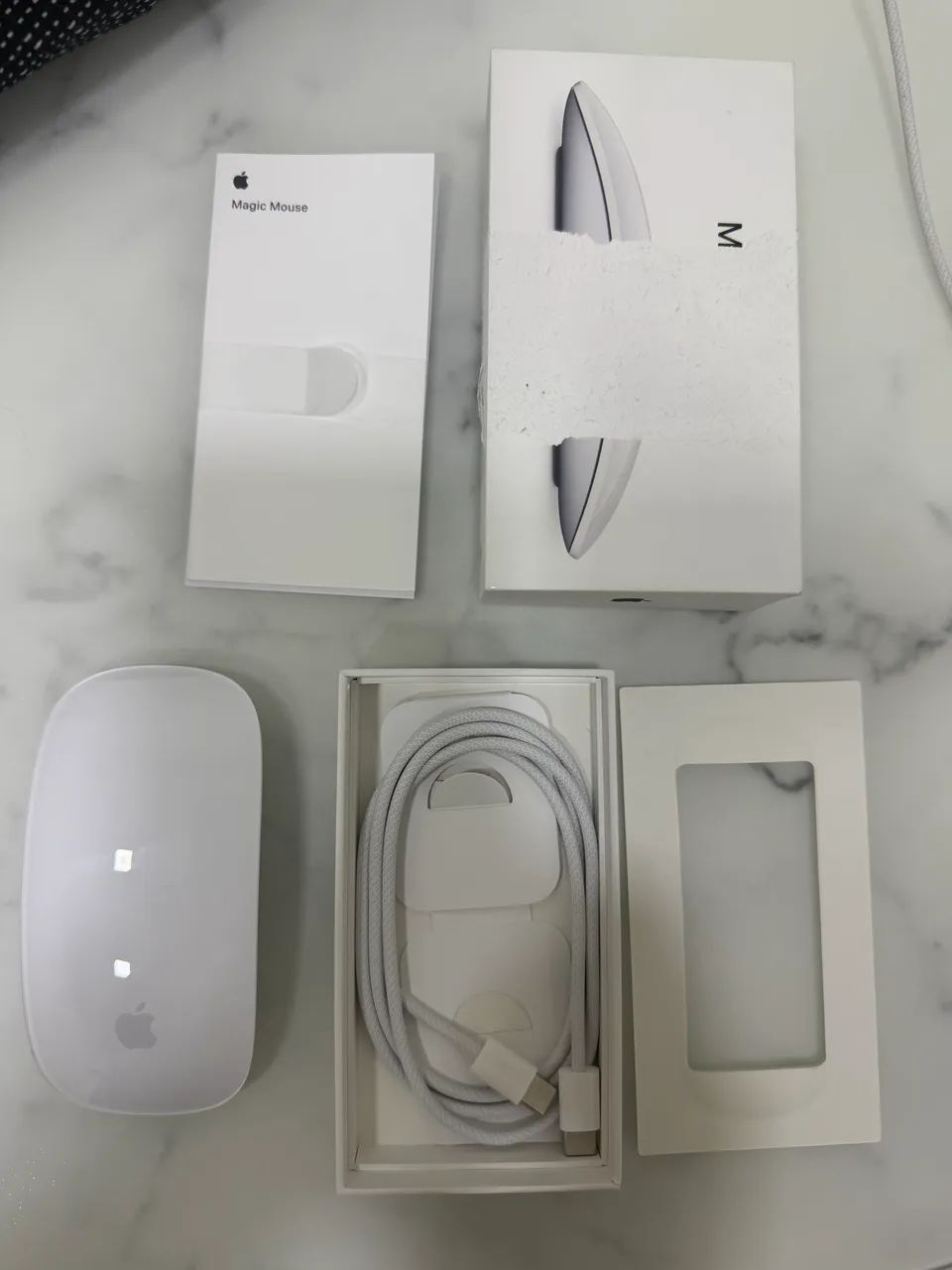 Magic Mouse USB-C Apple (Modelo A3204) - Como Novo - Foto 2