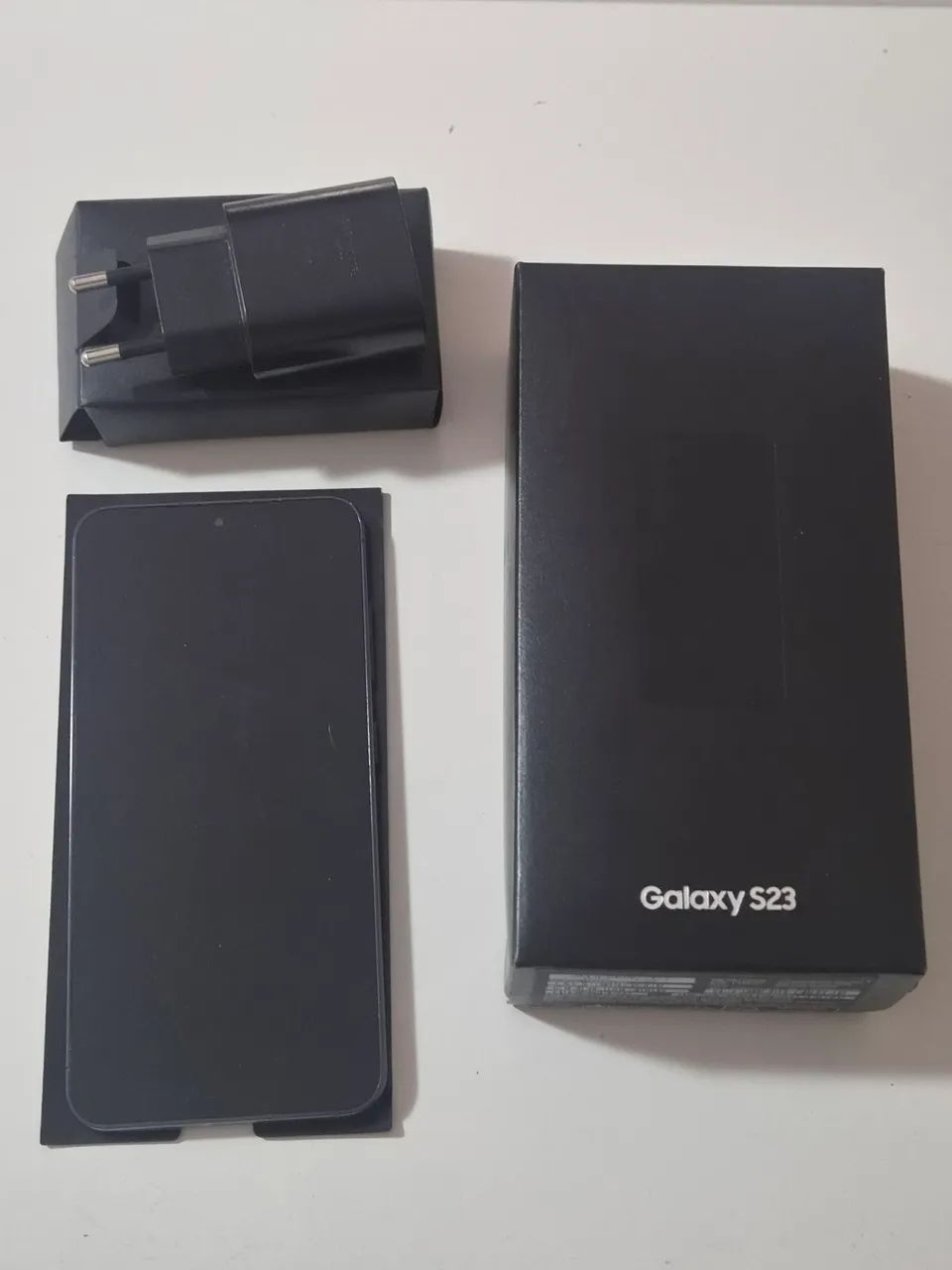 Samsung Galaxy S23 256GB + Capinha 