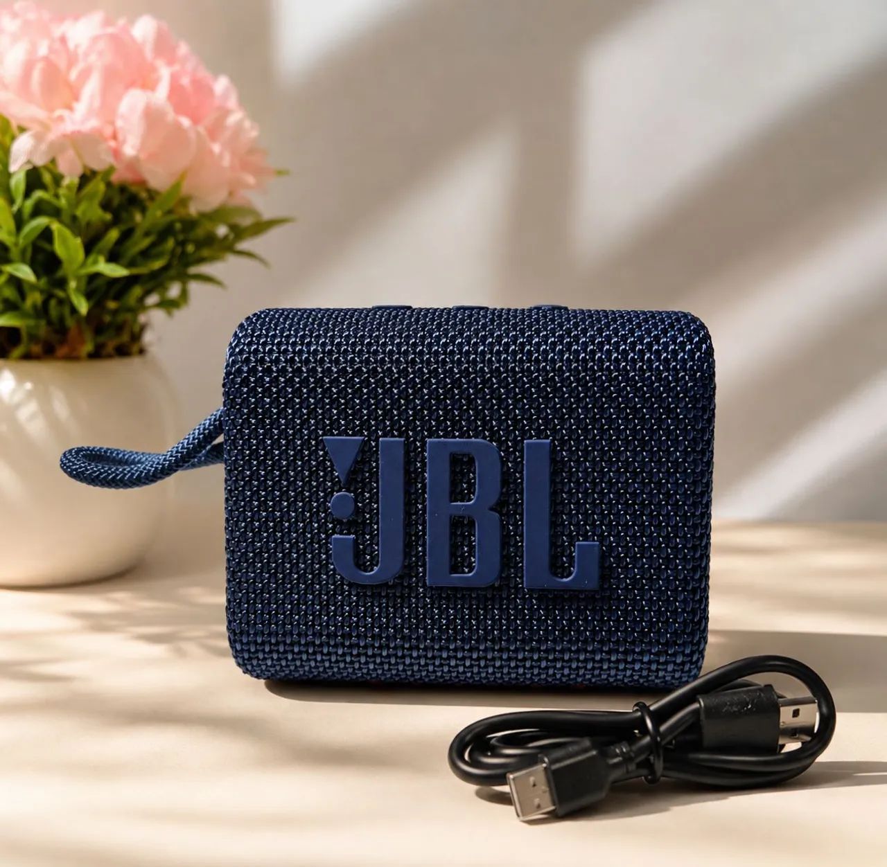 Caixa de Som Bluetooth GO3 Similar JBL