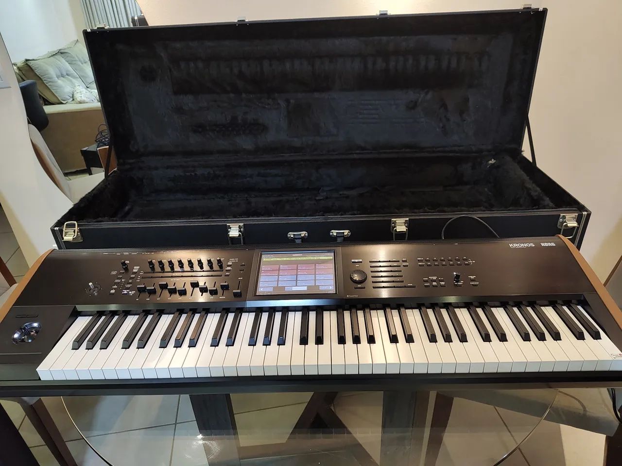 Teclado Korg kronos 2 73  - Foto 5