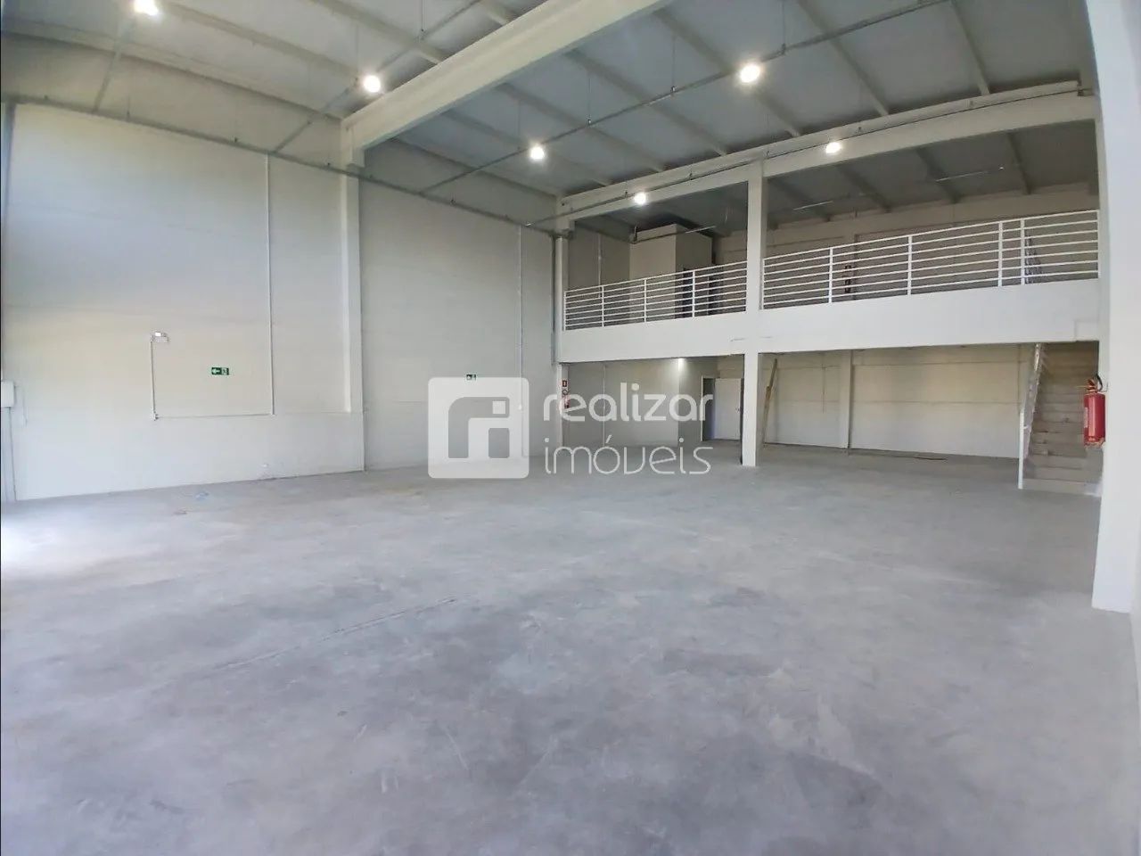 Galpão com mezanino 300m² no bairro Nova Palhoça - Palhoça - Foto 5