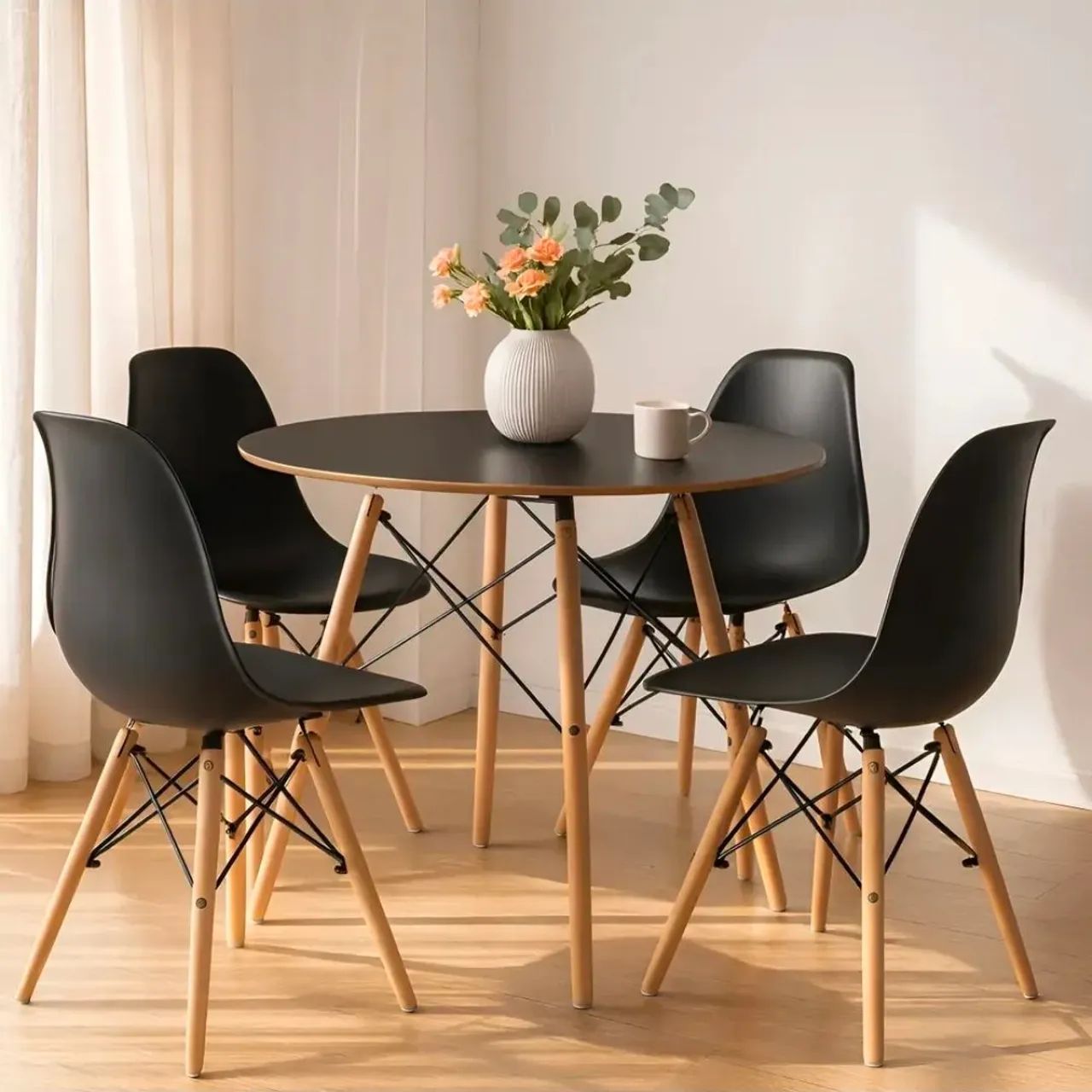 Conj mesa + 4 cadeiras Eames