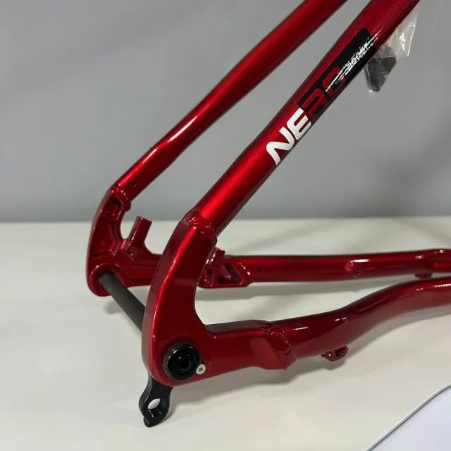 QUADRO ABSOLUTE NERO BOOST COR VERM. TAM M - Foto 5