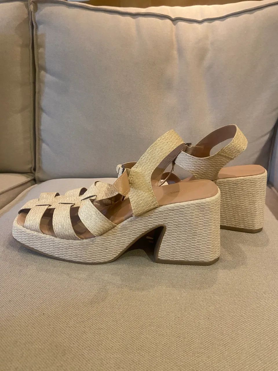 Sandália plataforma 