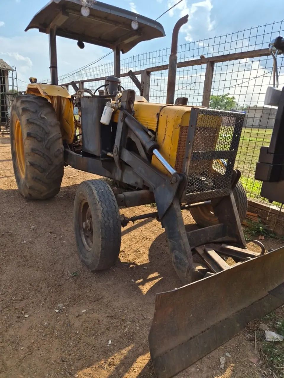 TRATOR WALMET