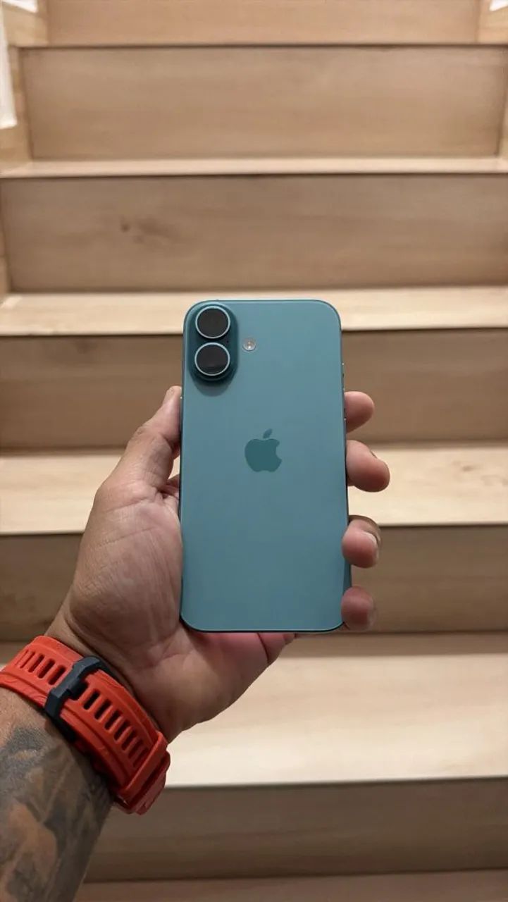 iPhone 16  - Foto 2