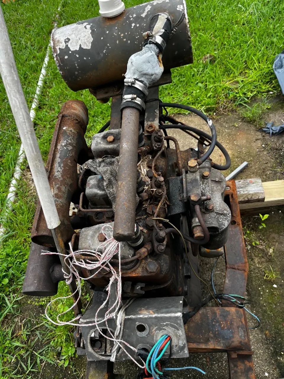 Vendo motor MWM 3 cilindros  - Foto 6