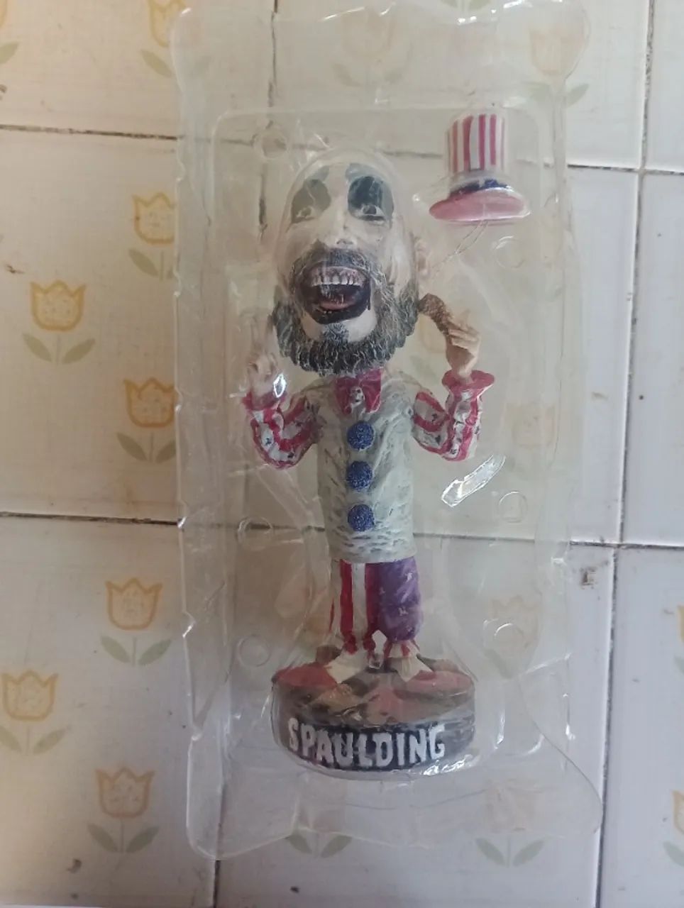 Action figure Capitão Spaulding da Neca + Brinde - Foto 4