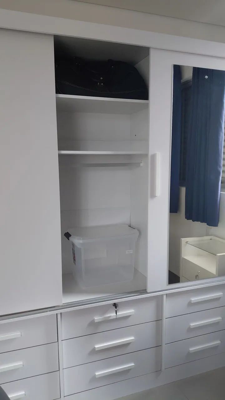 Guarda-roupa casal com espelho - Foto 3