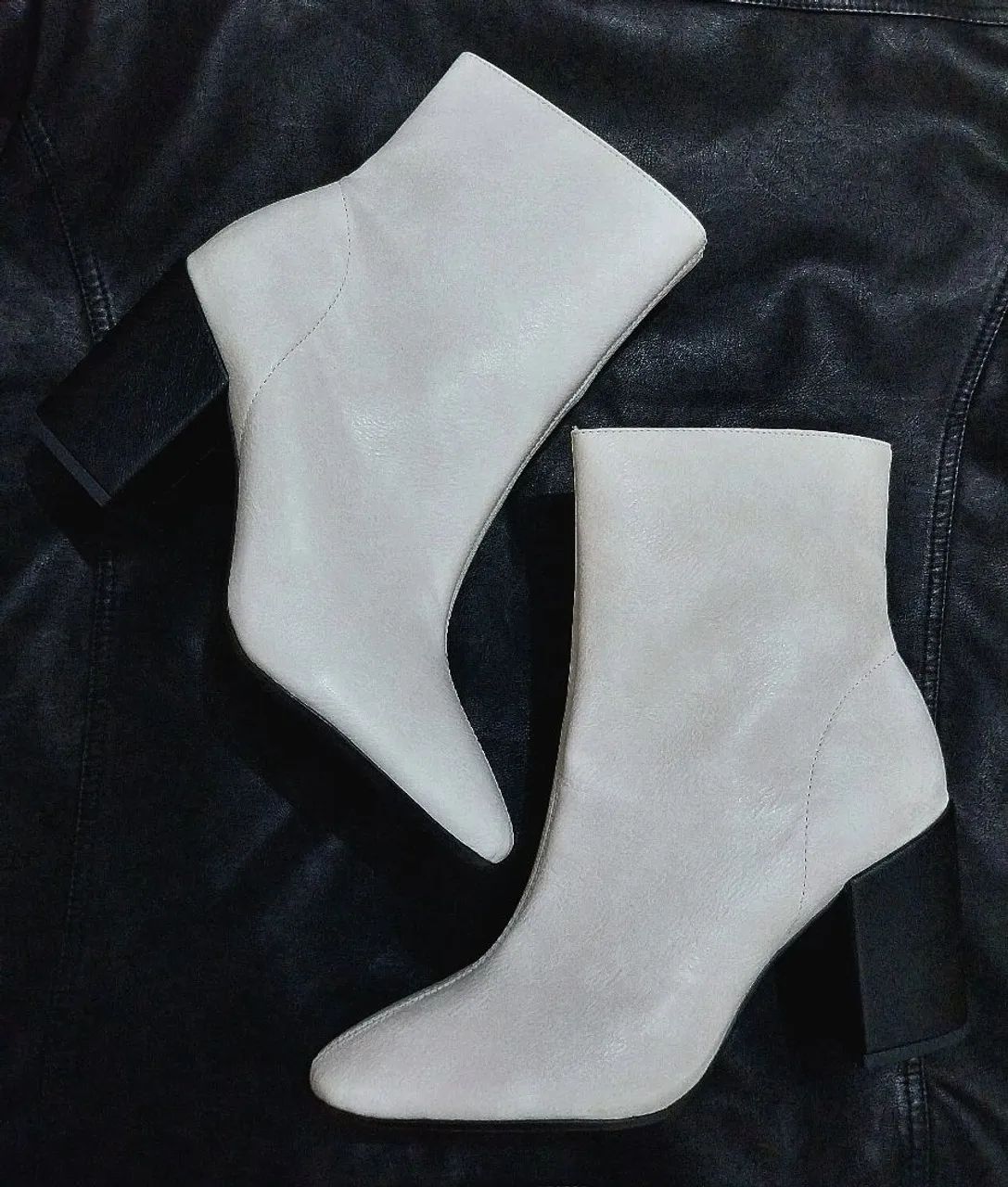 Botas