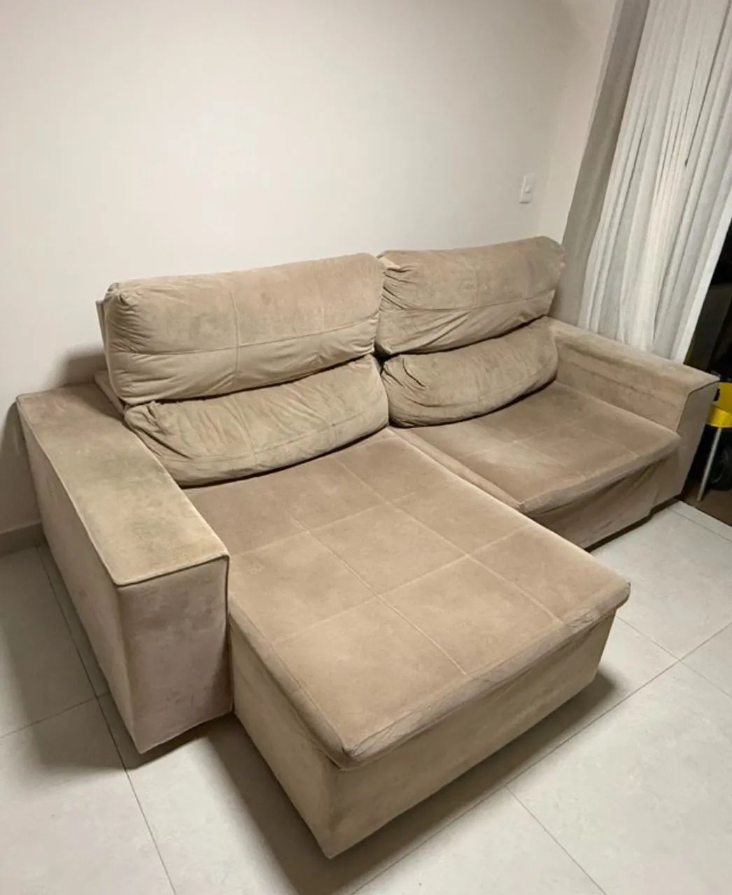 Sofá Retrátil de 2 Lugares - Grande e Confortável - Foto 2