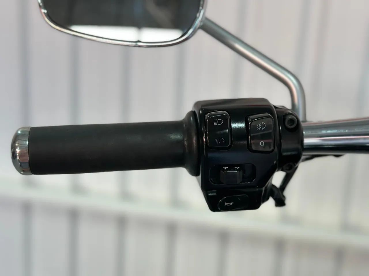 THUNDERBIRD 1700 COMMANDER ABS PRETA 2014/2014 - Foto 4
