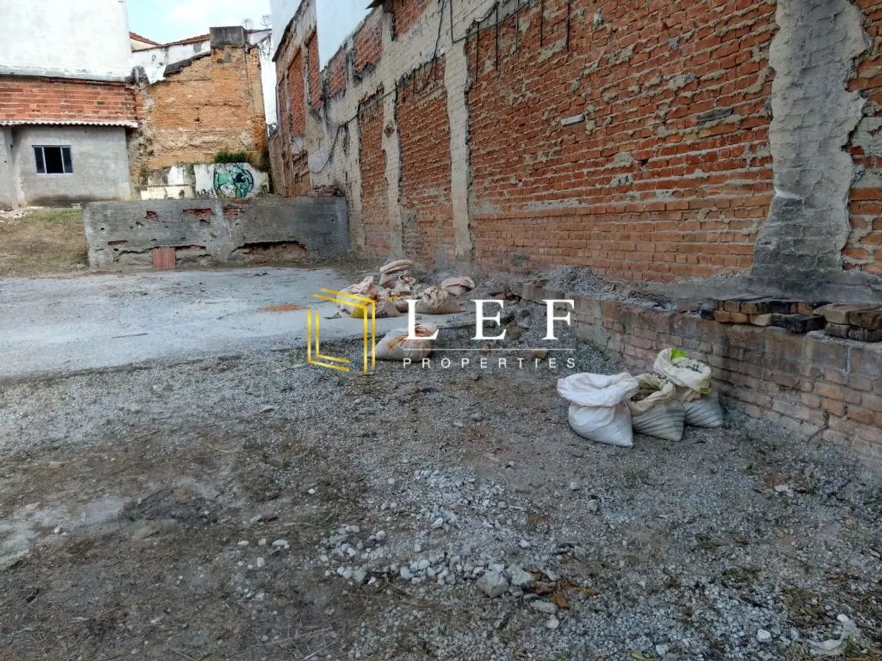 Terreno na Lapa! Excelente para Comércio! - Foto 2