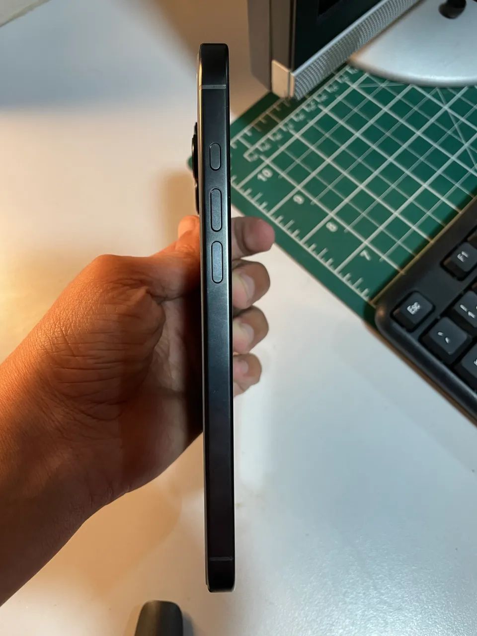 iPhone 16 Pro Max - 256GB - Black - Foto 3