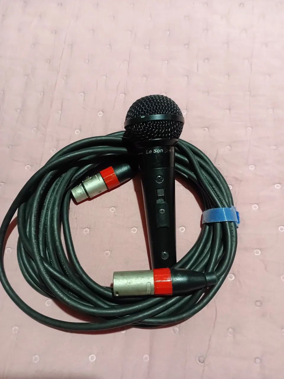 Microfone leson sm58. Acompanha cabo de 7mts - Foto 2