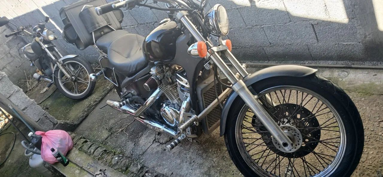 Honda shadow 600 com carburação simples - Foto 3