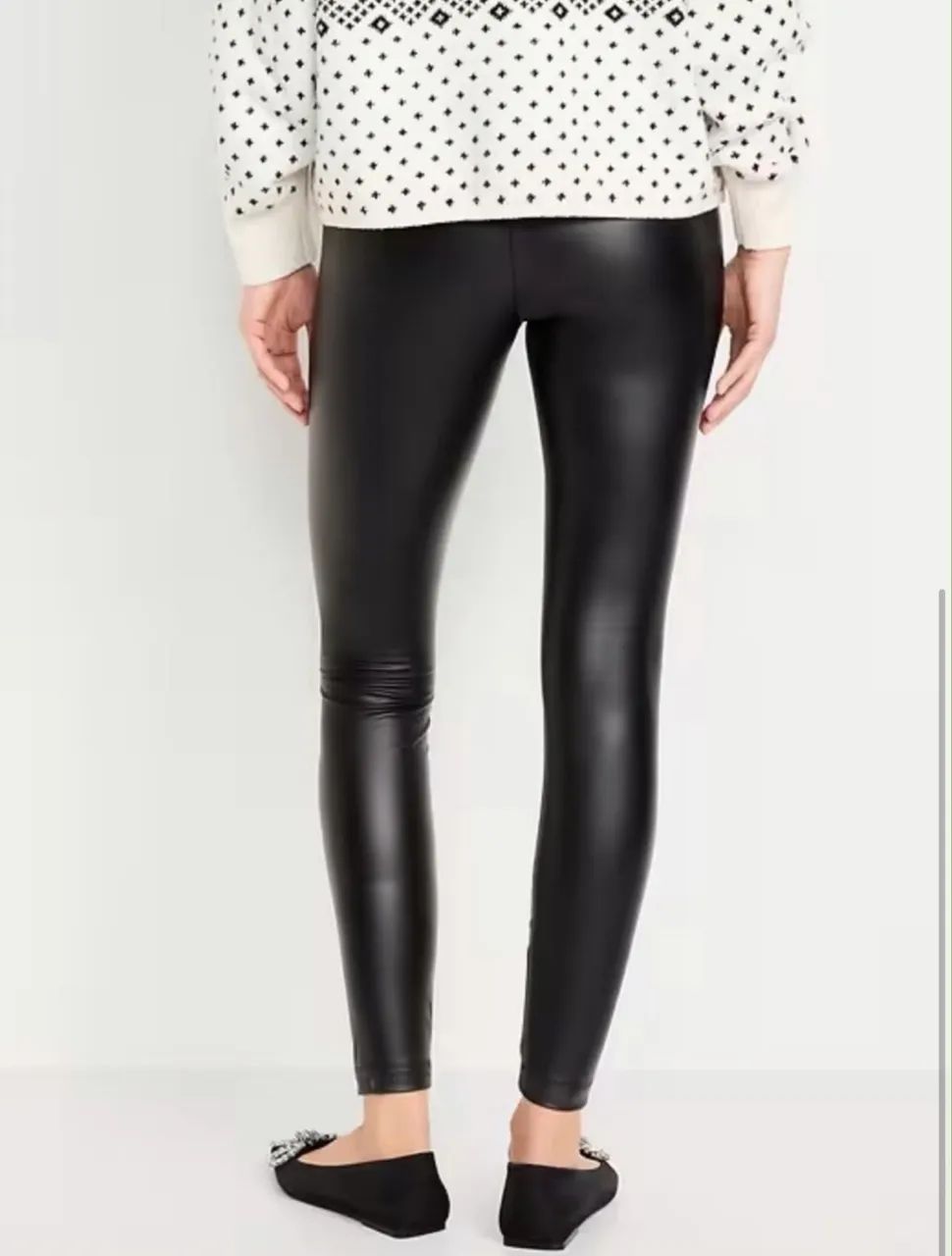 Calça em vinil OLD NAVY tam XG  - Foto 2