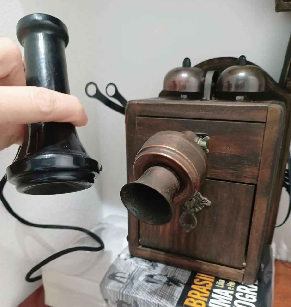 Telefone de madeira 1947  - Foto 4