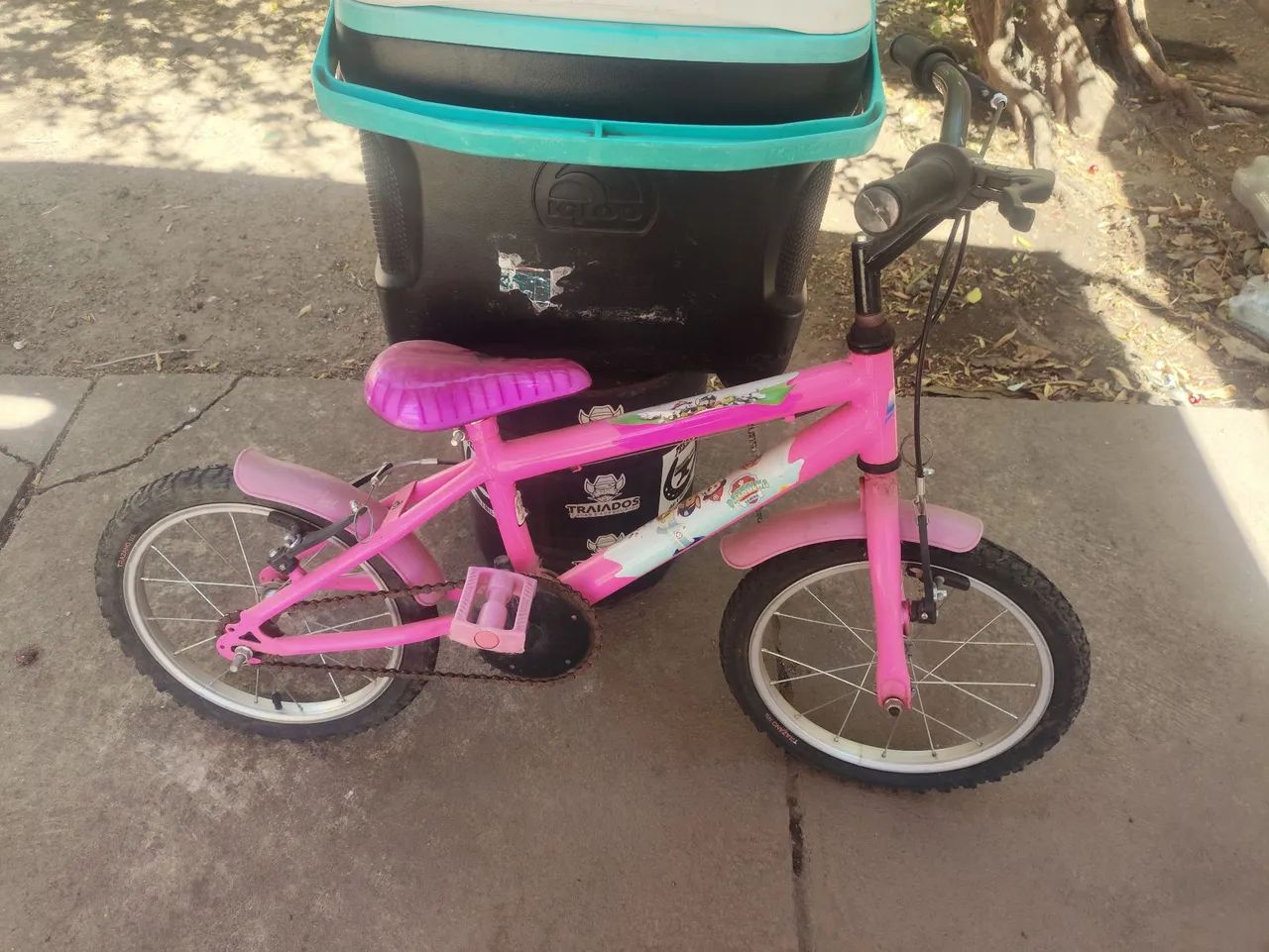 Bicicleta infantil menina Aro 16 ( usada )