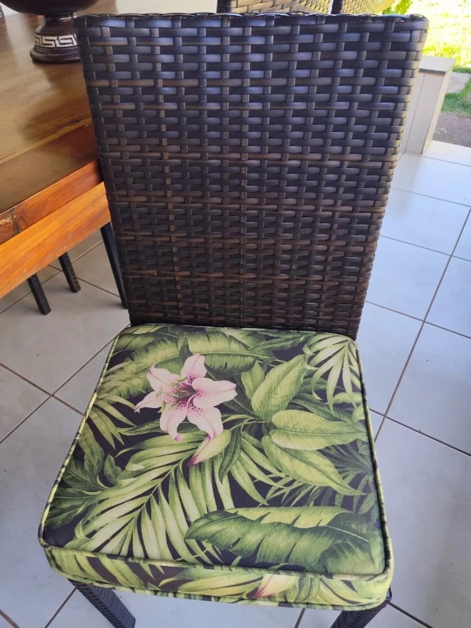 MESA DE MADEIRA MACIÇA  - Foto 3