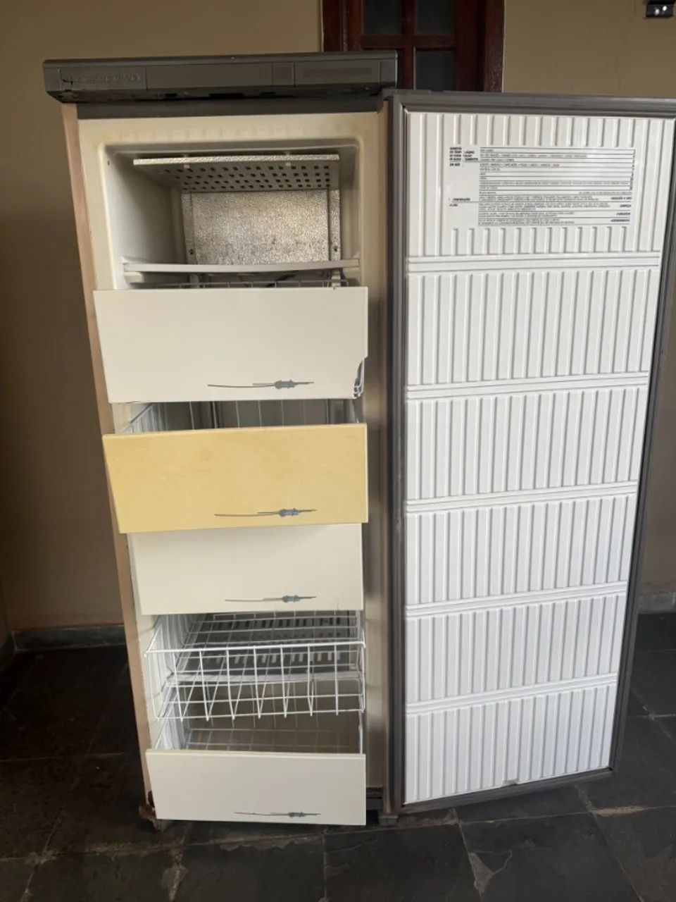 Freezer Prosdocimo 210 litros - Foto 2