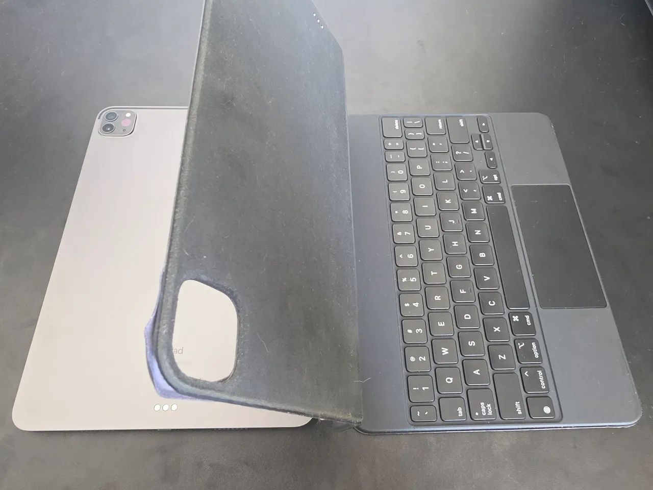 iPad Pro 11" M1 256GB + Magic Keyboard Original - Foto 2