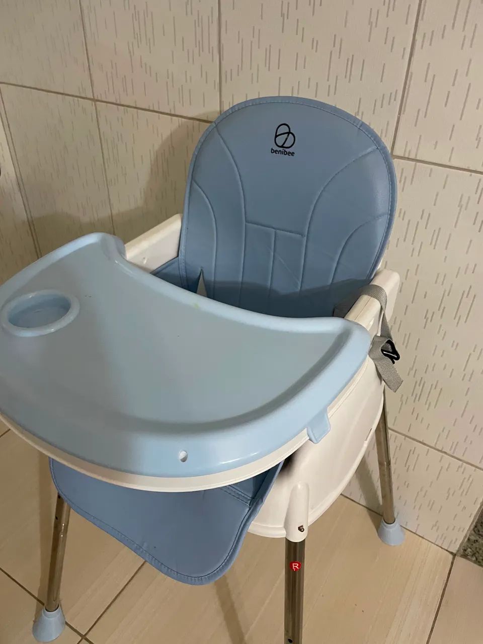 Vendo cadeirinha de alimentação - Foto 3
