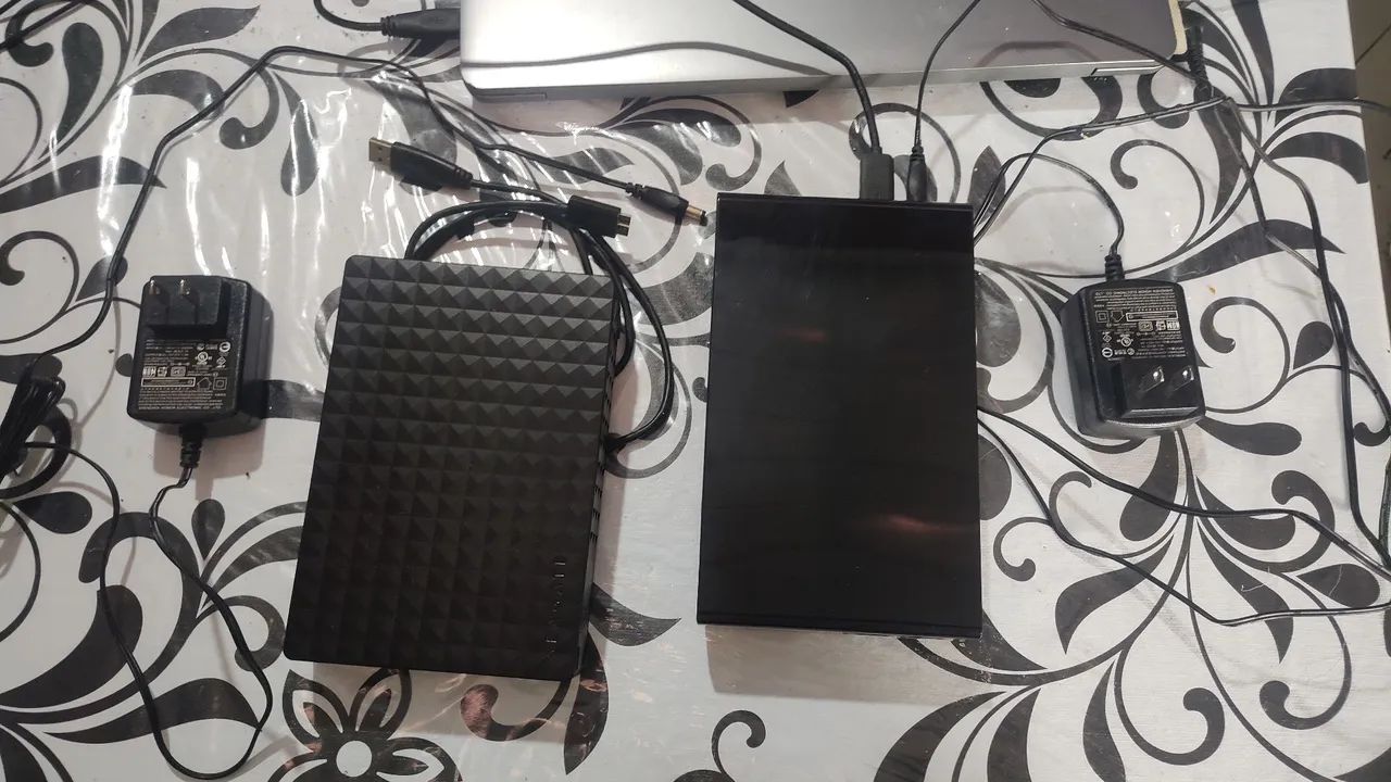 Hd externo Seagate 6tb ( 2 unidades)