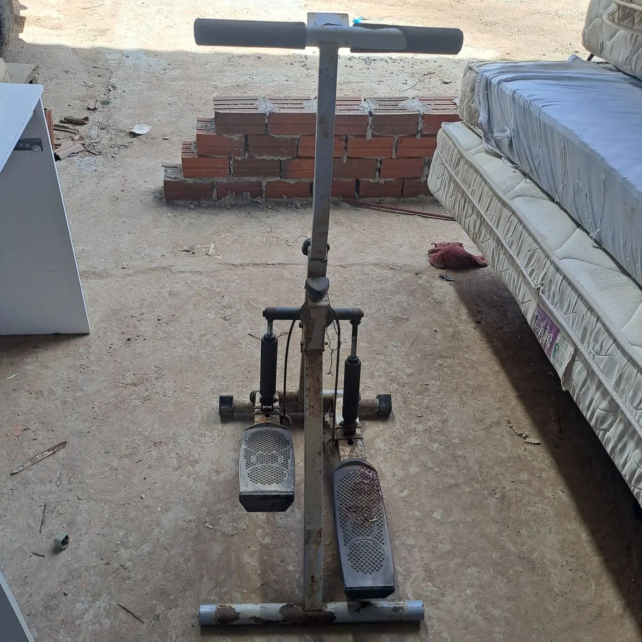 BICICLETA PARA EXERCÍCIOS - Foto 2