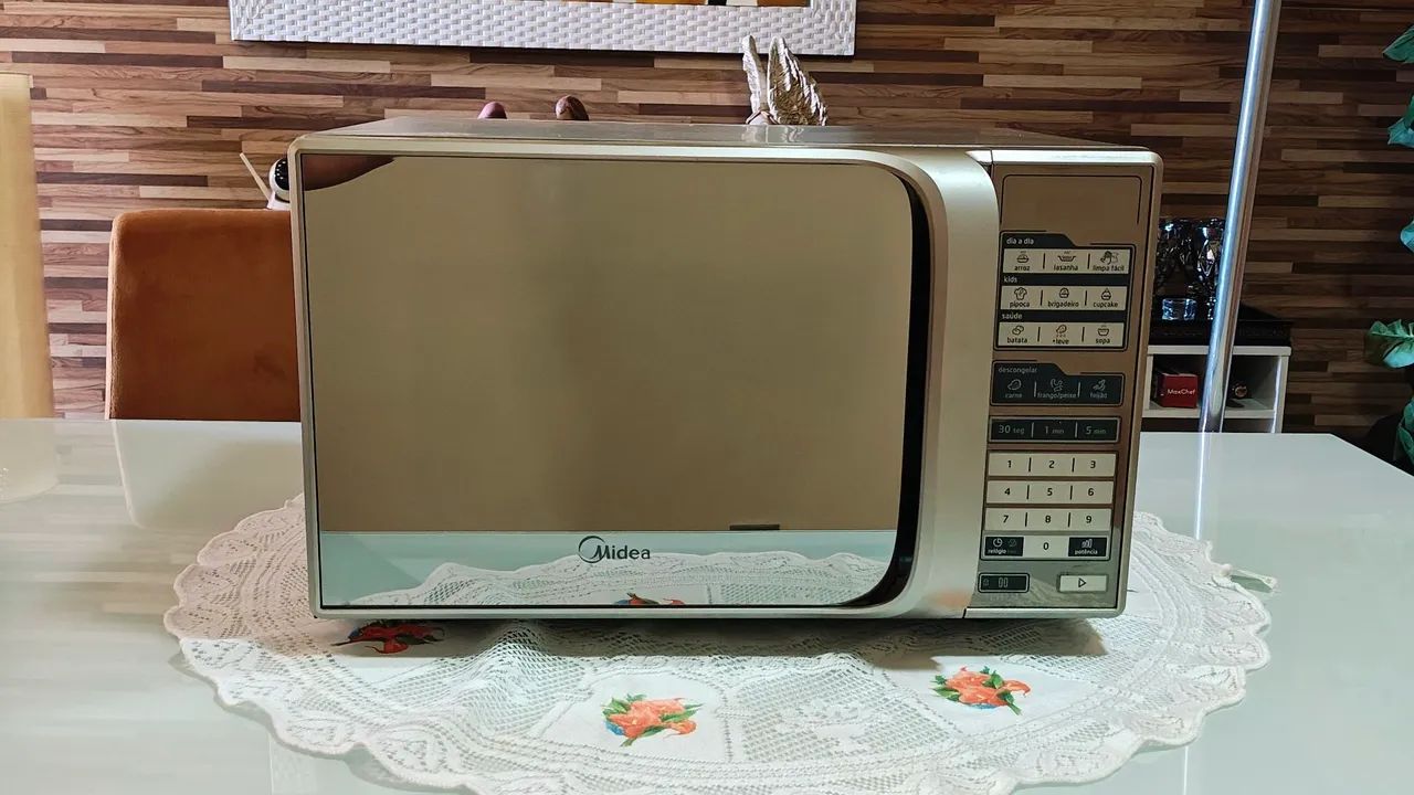 Microondas Midea espelhado - Foto 2