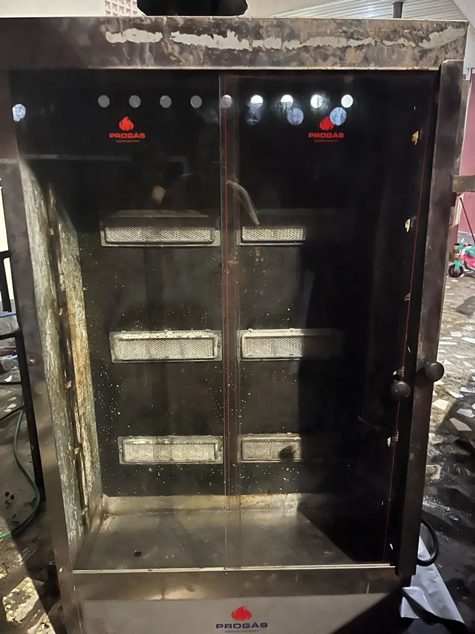 Maquina de assar frango