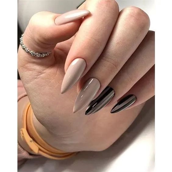 Promoção Caixa Com 100 Unhas Postiças  - Foto 3