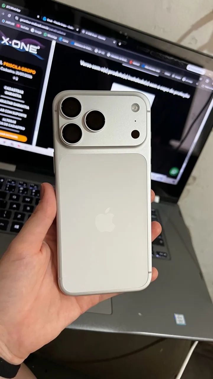 iPhone 17 pro max 256GB 95% silver