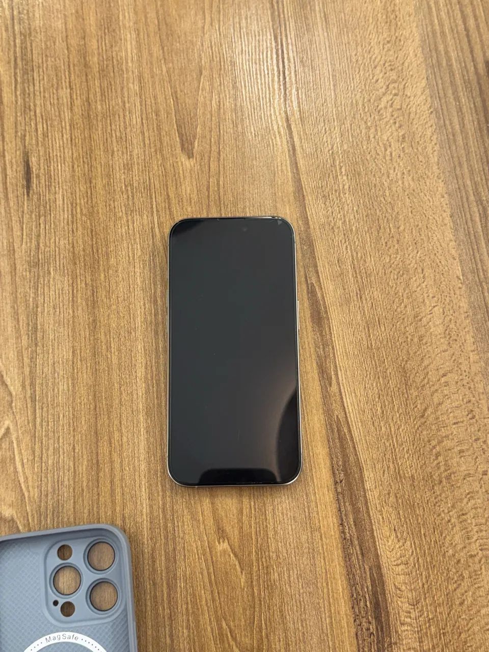 iPhone 15 pro cinza - Foto 2