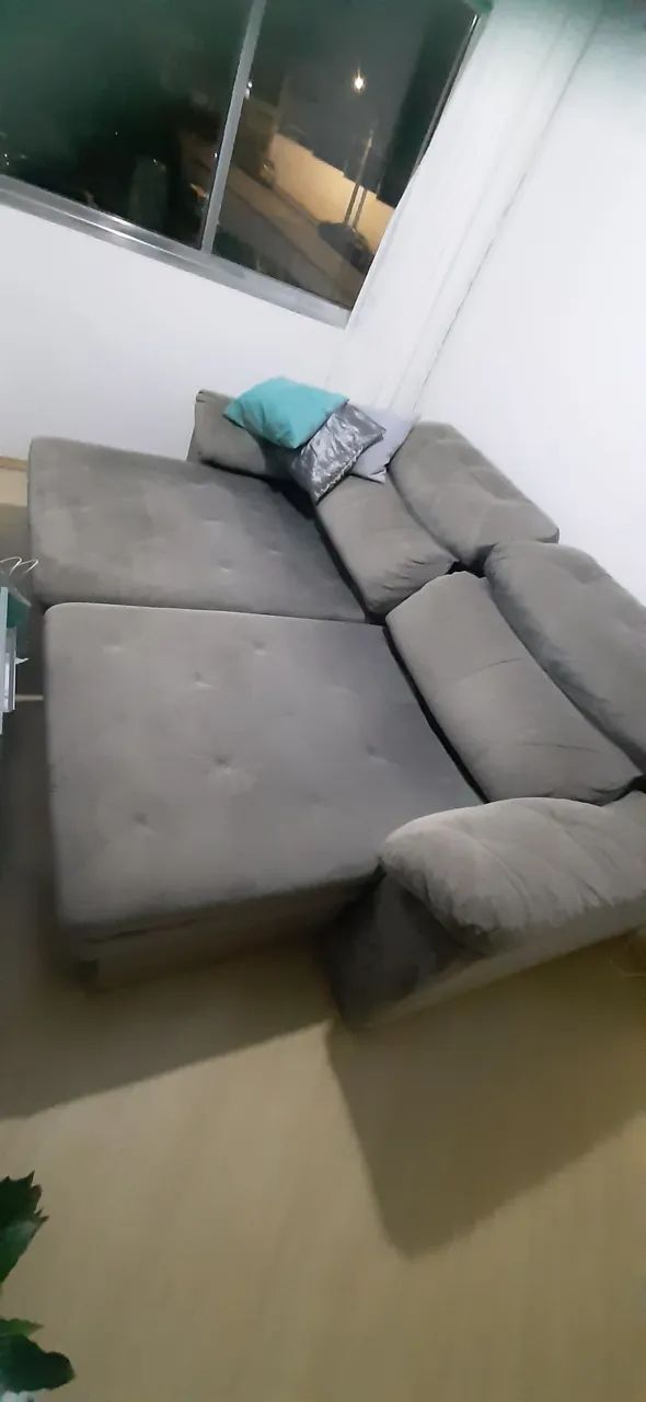 Sofá Cinza Grande (4 a 5 Lugares) - Retirada no Mandaqui - Foto 2