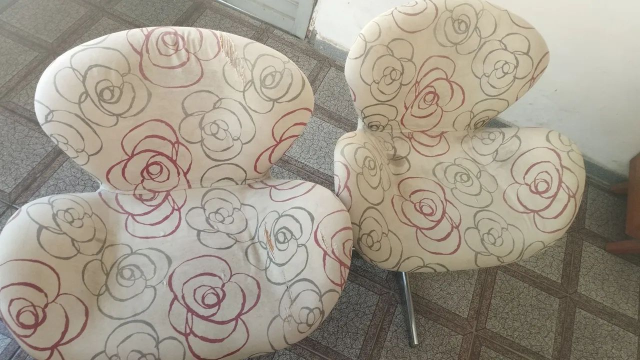 Poltronas com preço de desapego - necessário reformar se preferir  - Foto 3