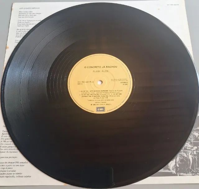 Plebe Rude O Concreto Já Rachou - Vinil - Foto 4