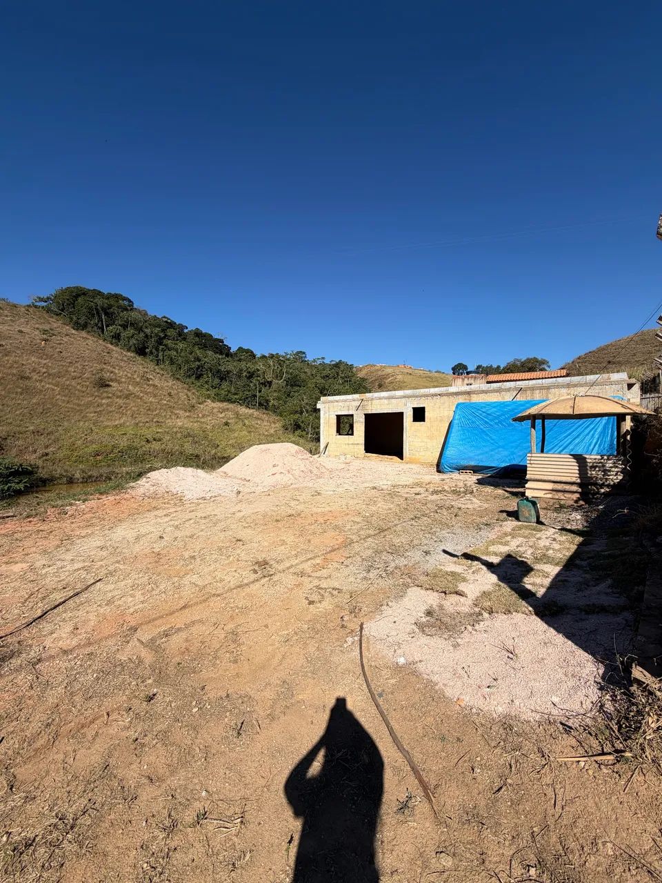Granja 700m² à Venda em Chácara-MG
