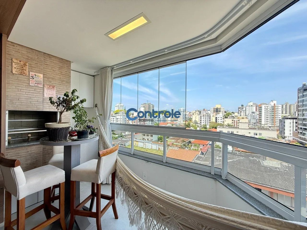 Apartamento com 3 dormitórios, sendo 2 suítes no Estreito. - Foto 4